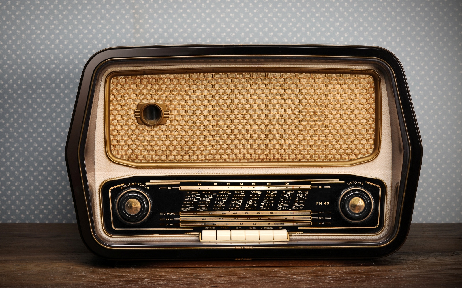 rádio Что можно послушать в интернете в прямом эфире радио онлайн